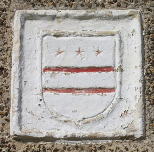 Sulgrave_Washington_Coat_of_Arms