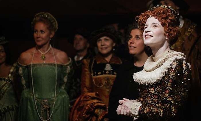 Lucy as Elizabeth I