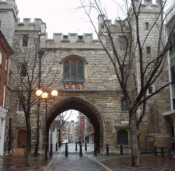 612px-St_Johns_Gate.jpg